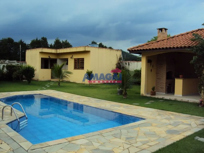 Foto 1 de Fazenda/Sítio com 3 Quartos à venda, 1000m² em Itapema, Guararema