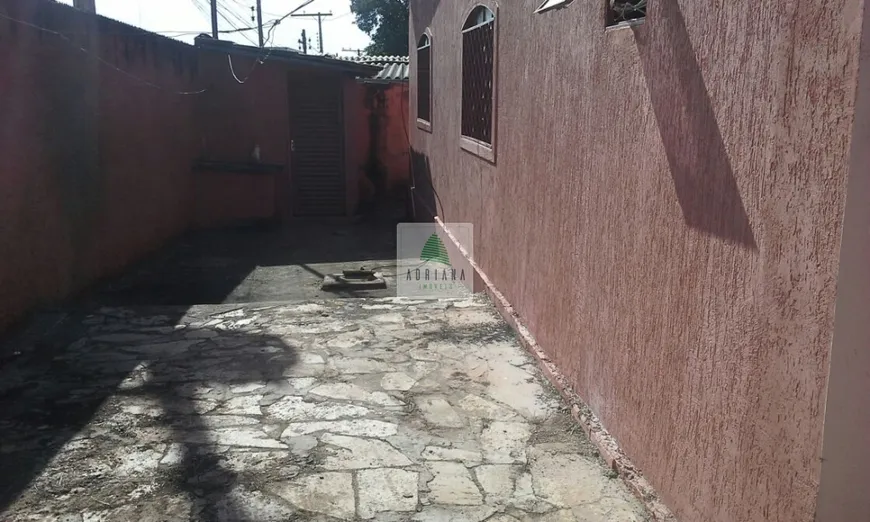 Foto 1 de Casa com 4 Quartos à venda, 270m² em Centro, Anápolis