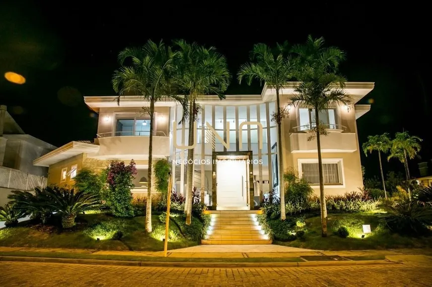 Foto 1 de Casa com 4 Quartos à venda, 437m² em Jurerê, Florianópolis