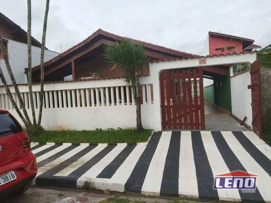 Foto 1 de Casa com 3 Quartos à venda, 227m² em Balneario América, Mongaguá