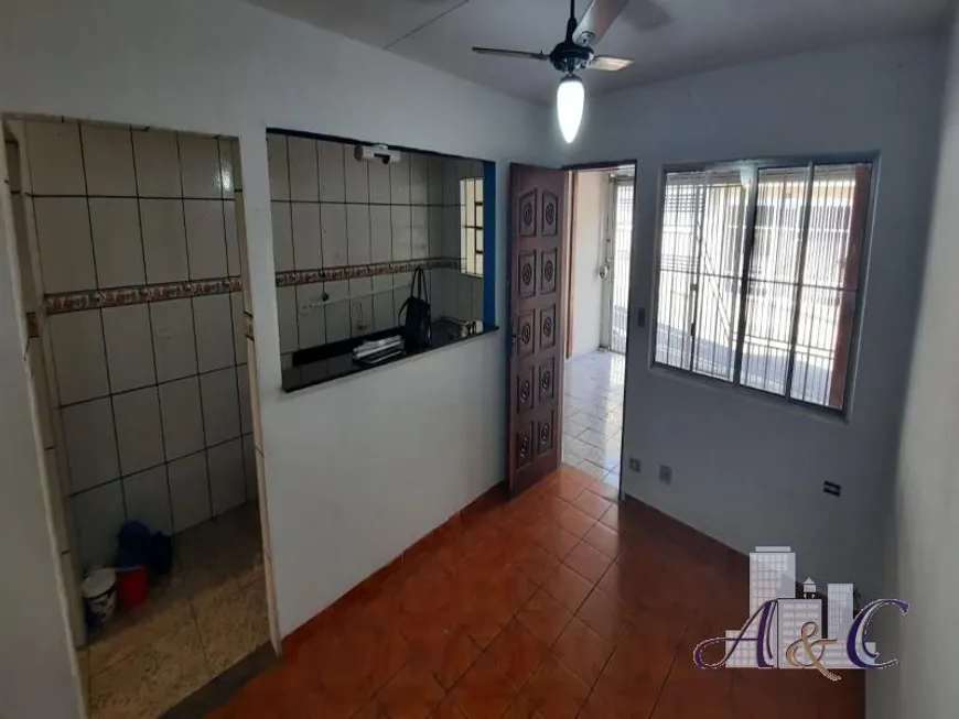 Foto 1 de Sobrado com 4 Quartos à venda, 100m² em Metalúrgicos, Osasco