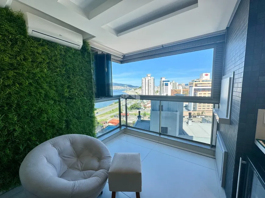 Foto 1 de Apartamento com 3 Quartos à venda, 131m² em Balneário, Florianópolis