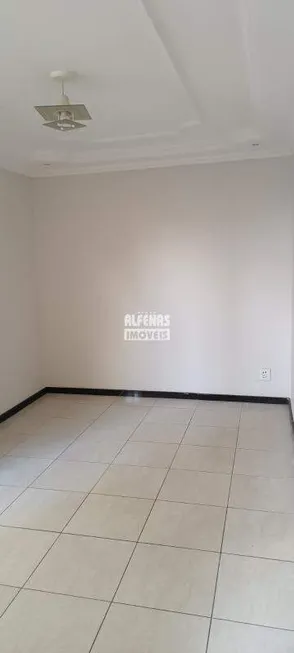 Foto 1 de Apartamento com 2 Quartos à venda, 45m² em Cabral, Contagem