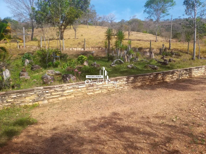 Foto 1 de Fazenda/Sítio com 2 Quartos à venda, 100m² em Centro, Pirenópolis