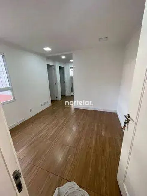 Foto 1 de Apartamento com 2 Quartos à venda, 46m² em Jaragua, São Paulo