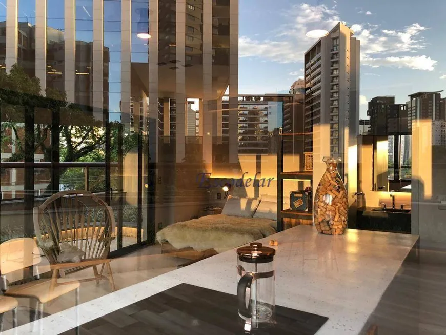 Foto 1 de Apartamento com 1 Quarto para alugar, 99m² em Itaim Bibi, São Paulo