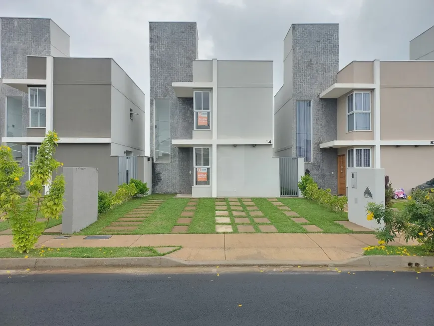 Foto 1 de Casa de Condomínio com 3 Quartos para alugar, 150m² em Bosque dos Buritis, Uberlândia