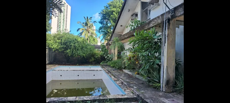 Foto 1 de Casa com 5 Quartos à venda, 600m² em Casa Forte, Recife