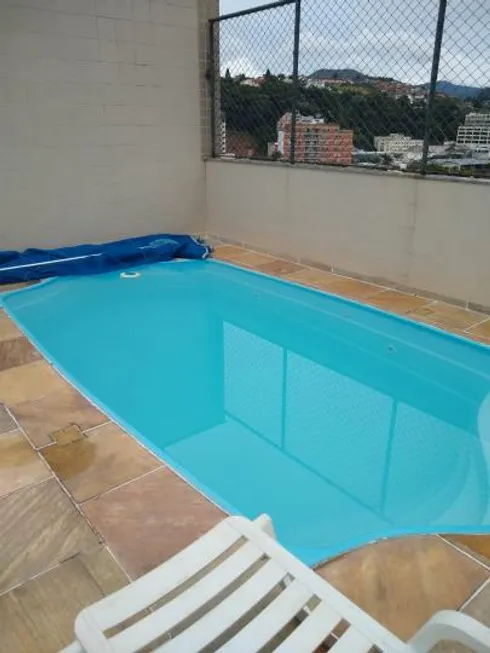 Foto 1 de Cobertura com 3 Quartos à venda, 138m² em Varzea, Teresópolis