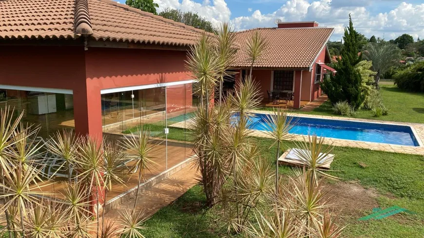 Foto 1 de Fazenda/Sítio com 3 Quartos à venda, 1000m² em Vale do Sol, Boituva