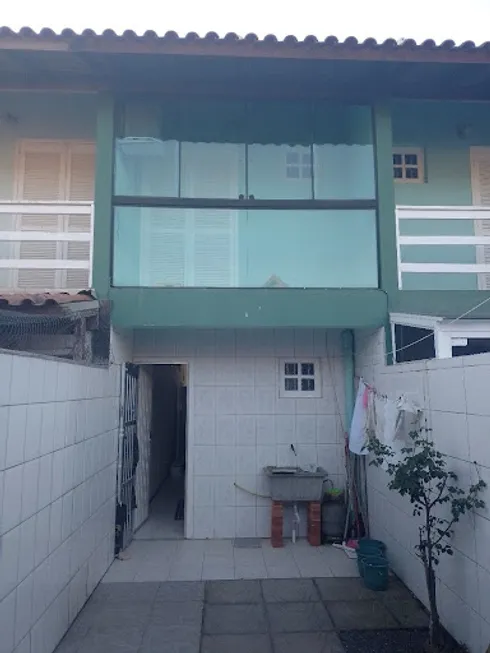 Foto 1 de Sobrado com 2 Quartos à venda, 50m² em Centro, Cidreira