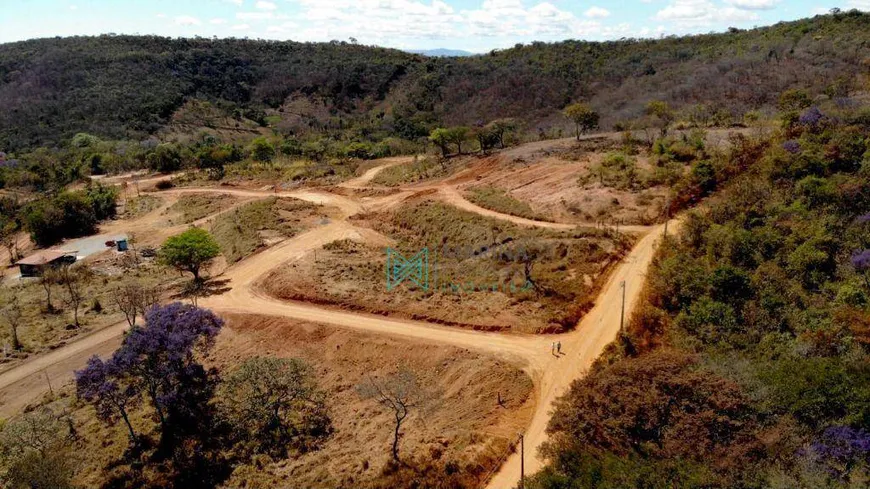 Foto 1 de Lote/Terreno à venda, 369m² em Palmital, Lagoa Santa