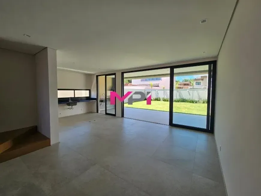 Foto 1 de Casa de Condomínio com 4 Quartos à venda, 300m² em Medeiros, Jundiaí