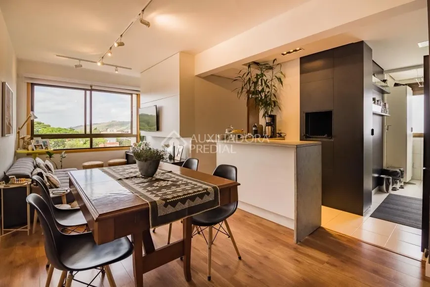 Foto 1 de Apartamento com 3 Quartos à venda, 75m² em Vila Jardim, Porto Alegre