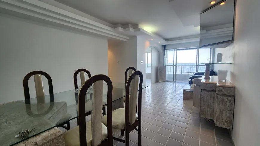 Foto 1 de Apartamento com 3 Quartos para alugar, 120m² em Candeias, Jaboatão dos Guararapes