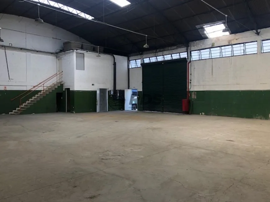 Foto 1 de Galpão/Depósito/Armazém para alugar, 550m² em Planalto, São Bernardo do Campo