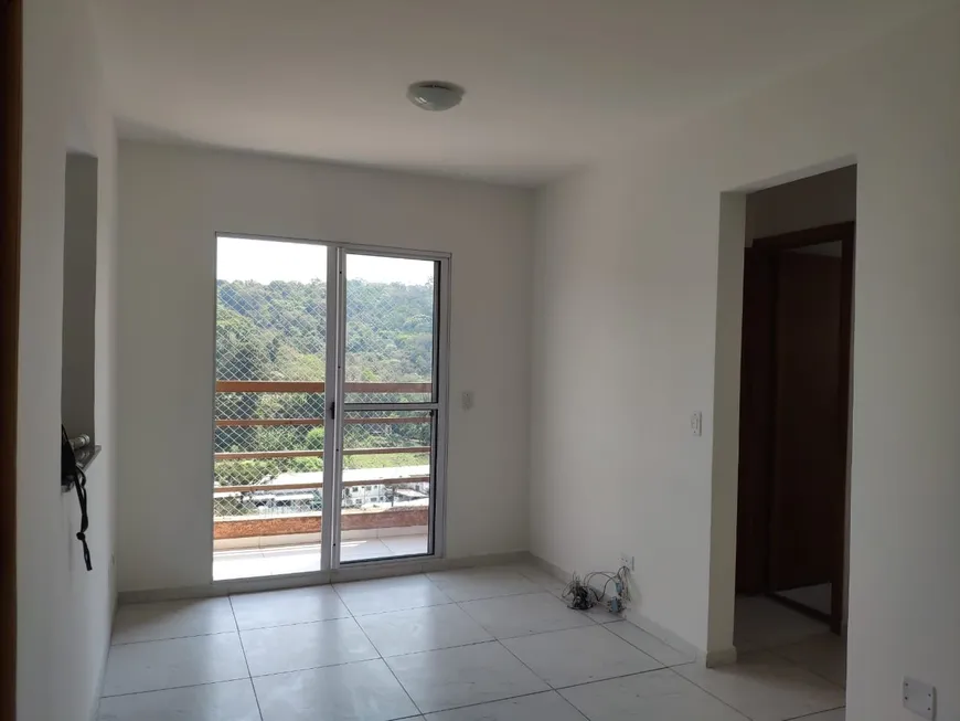 Foto 1 de Apartamento com 2 Quartos à venda, 51m² em Jardim Vista Alegre, Embu das Artes