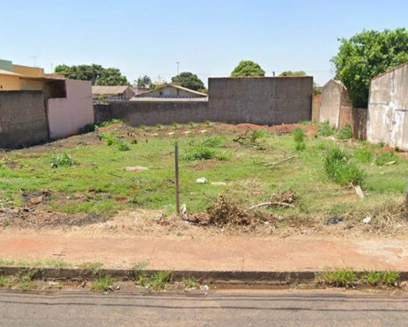 Foto 1 de Lote/Terreno à venda, 700m² em Jardim das Palmeiras, Uberlândia