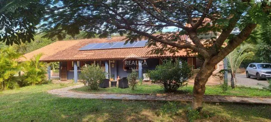 Foto 1 de Fazenda/Sítio com 2 Quartos à venda, 301m² em Águas Claras, Viamão