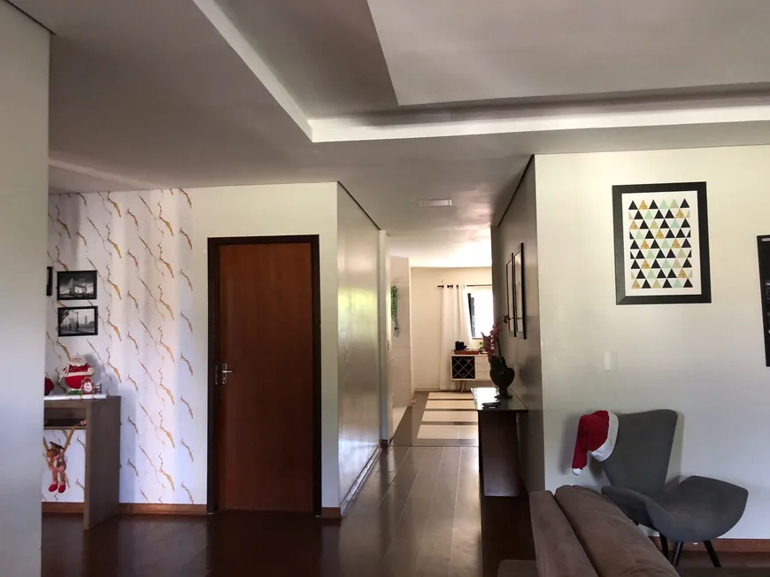 Foto 1 de Casa de Condomínio com 3 Quartos à venda, 200m² em Regiao dos Lagos, Brasília