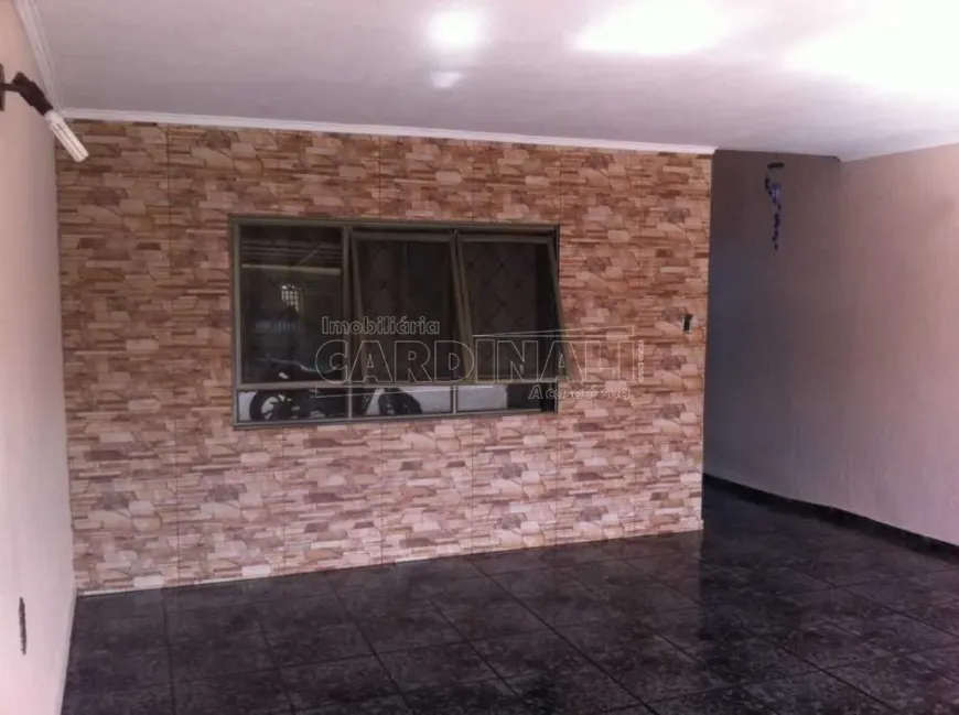 Foto 1 de Casa com 3 Quartos à venda, 146m² em Jardim Jóckei Club A, São Carlos