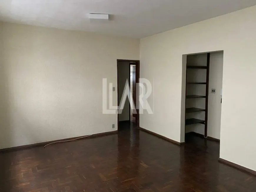 Foto 1 de Apartamento com 3 Quartos à venda, 110m² em Santo Antônio, Belo Horizonte