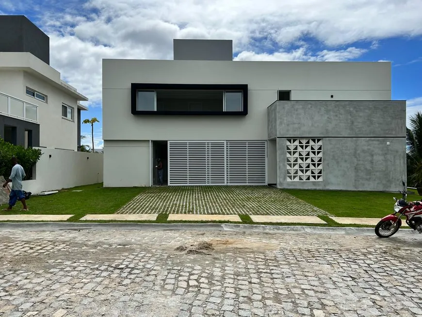 Foto 1 de Casa de Condomínio com 4 Quartos à venda, 457m² em Buscaville, Camaçari