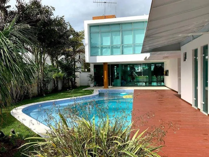 Foto 1 de Casa de Condomínio com 4 Quartos à venda, 537m² em Abrantes, Camaçari