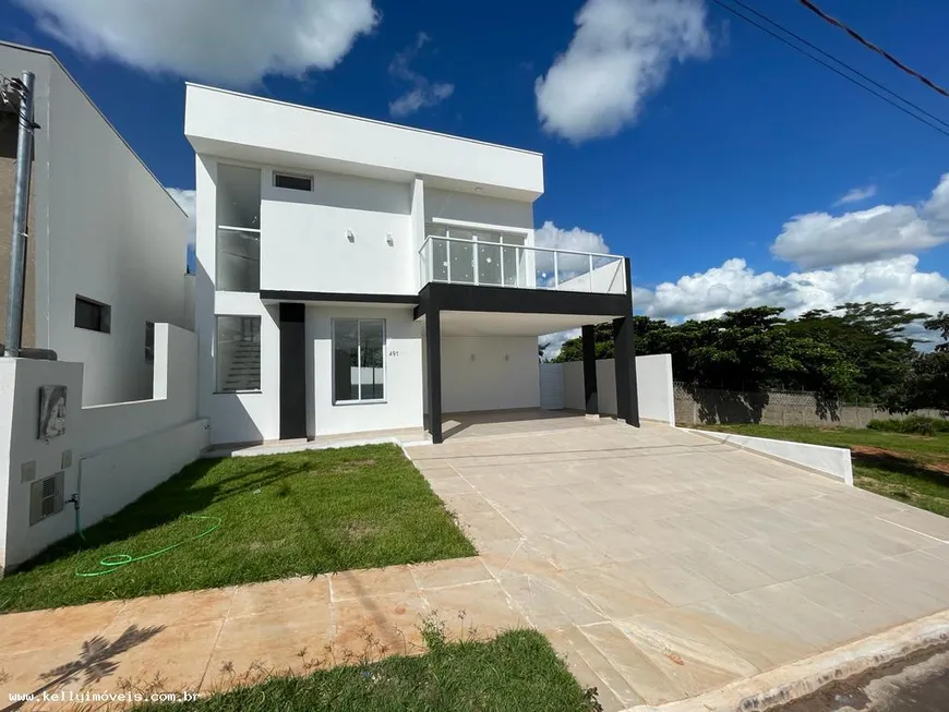 Foto 1 de Casa de Condomínio com 3 Quartos à venda, 240m² em , Álvares Machado