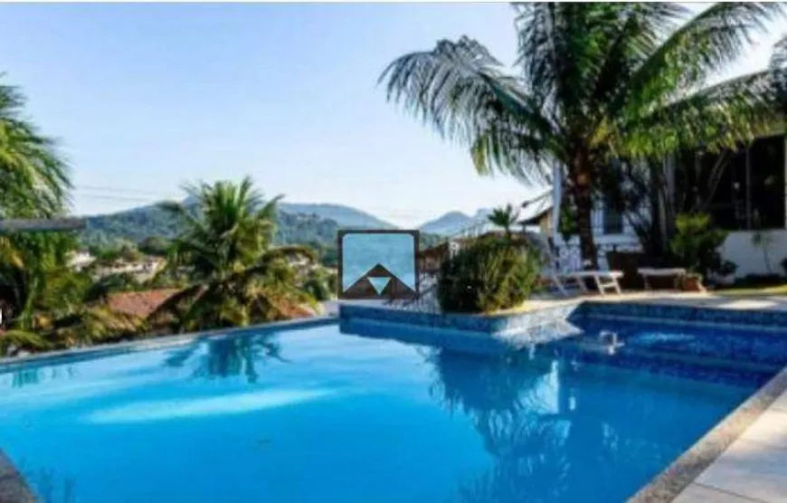 Foto 1 de Casa de Condomínio com 4 Quartos à venda, 470m² em Matapaca, Niterói