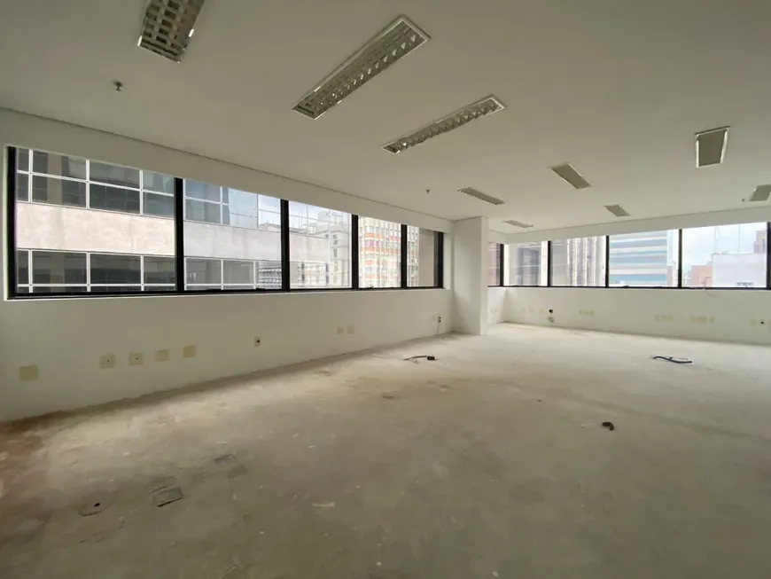 Foto 1 de Sala Comercial para venda ou aluguel, 120m² em Vila Olímpia, São Paulo