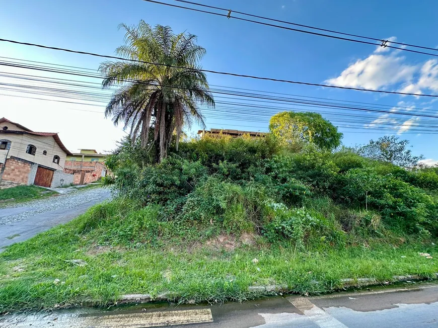 Foto 1 de Lote/Terreno à venda, 787m² em Colonial, Contagem