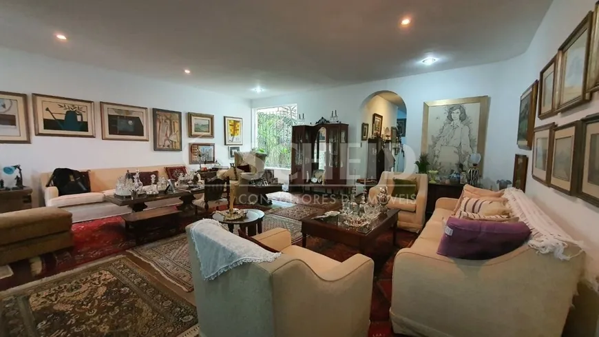 Foto 1 de Casa com 4 Quartos à venda, 400m² em Granja Julieta, São Paulo