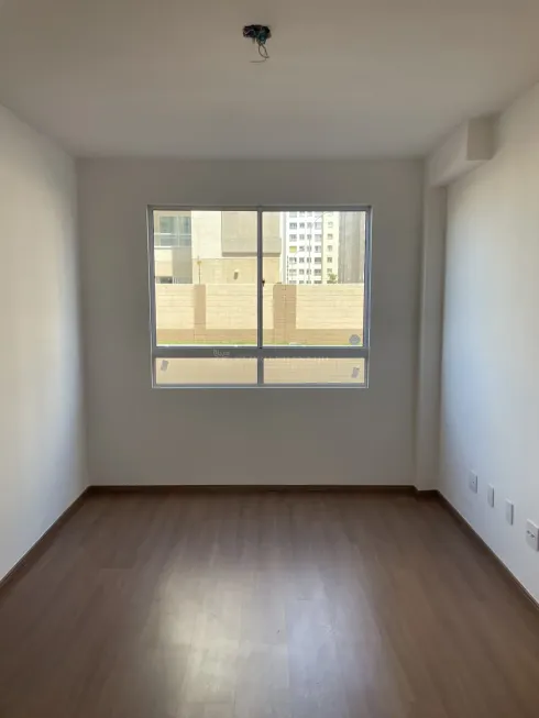 Foto 1 de Apartamento com 2 Quartos para alugar, 45m² em Jardim América, Maringá