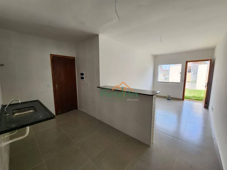 Foto 1 de Casa com 2 Quartos à venda, 63m² em Jardim Bela Vista, Serra