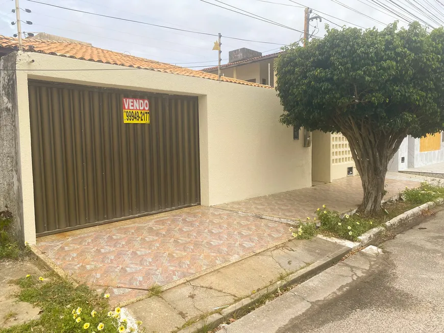 Foto 1 de Casa com 3 Quartos à venda, 150m² em Atalaia, Aracaju