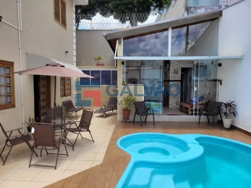 Foto 1 de Sobrado com 3 Quartos à venda, 176m² em Jardim da Fonte, Jundiaí