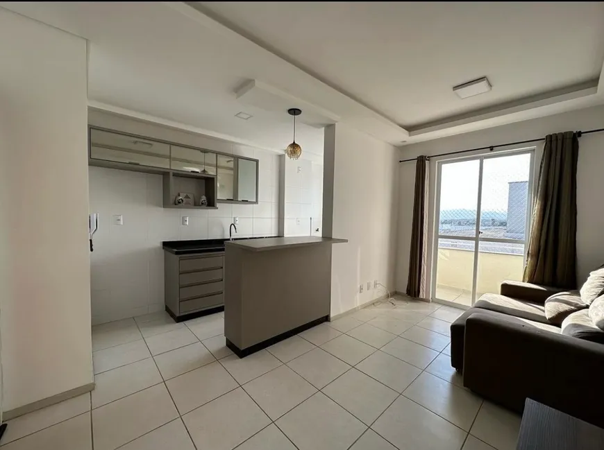 Foto 1 de Apartamento com 3 Quartos à venda, 75m² em Cabral, Curitiba