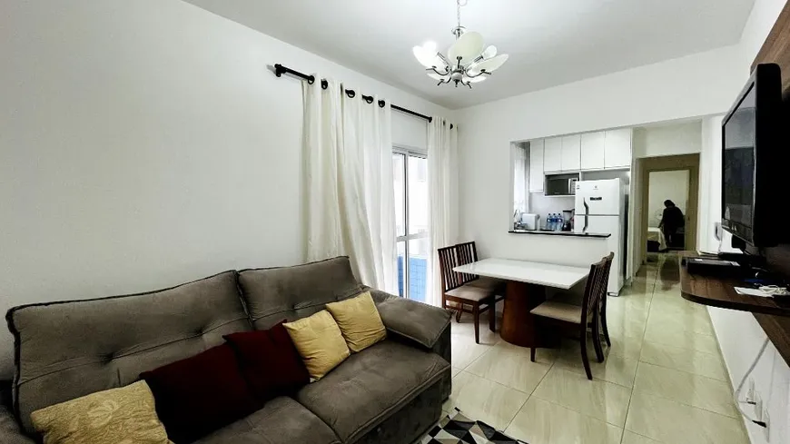 Foto 1 de Apartamento com 1 Quarto à venda, 44m² em Aviação, Praia Grande