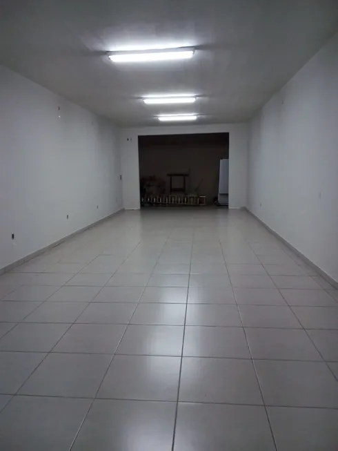 Foto 1 de Ponto Comercial para alugar, 100m² em Bandeirantes, Belo Horizonte