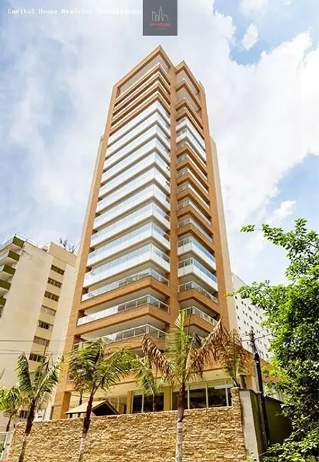 Foto 1 de Apartamento com 3 Quartos à venda, 205m² em Jardim Paulista, São Paulo