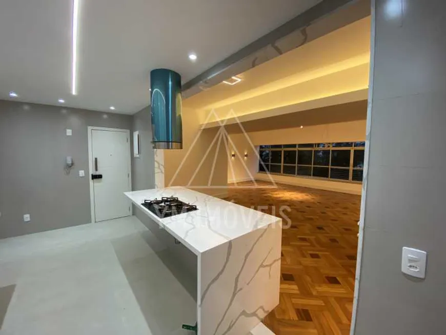 Foto 1 de Apartamento com 3 Quartos à venda, 180m² em Copacabana, Rio de Janeiro