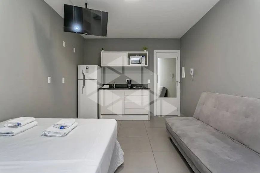 Foto 1 de Apartamento com 1 Quarto para alugar, 41m² em Centro, Florianópolis