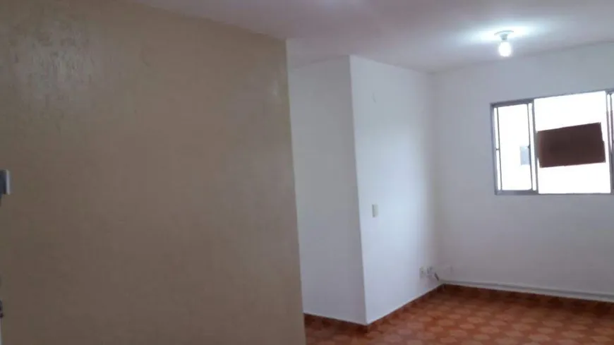 Foto 1 de Apartamento com 3 Quartos à venda, 58m² em Parque Pinheiros, Taboão da Serra