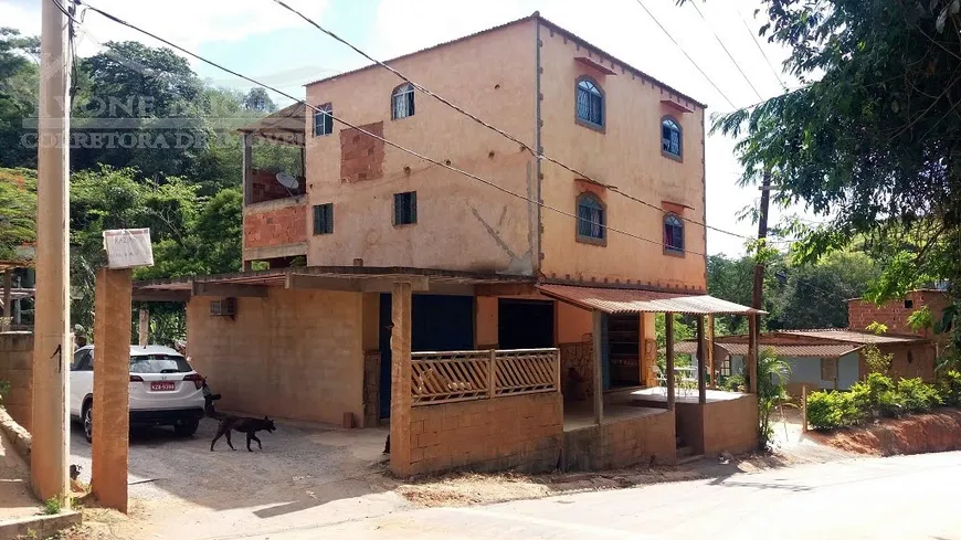 Foto 1 de Ponto Comercial com 4 Quartos à venda, 300m² em , Paty do Alferes