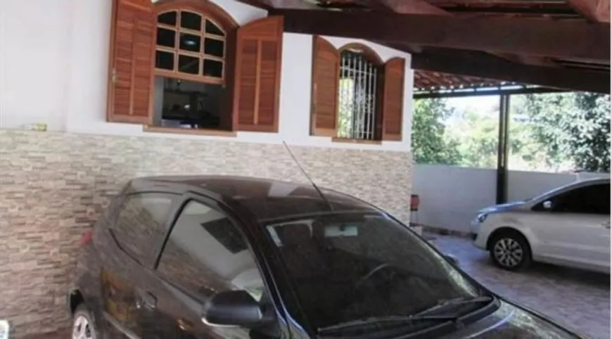 Foto 1 de Casa com 3 Quartos à venda, 260m² em Santa Branca, Belo Horizonte