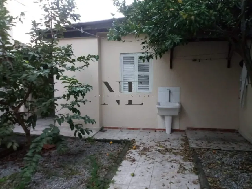 Foto 1 de Casa com 2 Quartos à venda, 127m² em Vila Matias, Santos