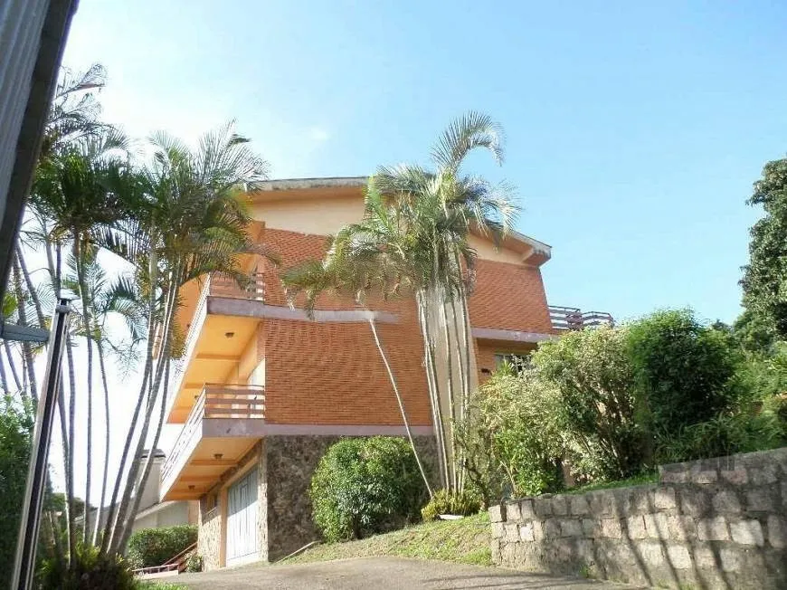Foto 1 de Casa com 4 Quartos à venda, 399m² em Vila Assunção, Porto Alegre