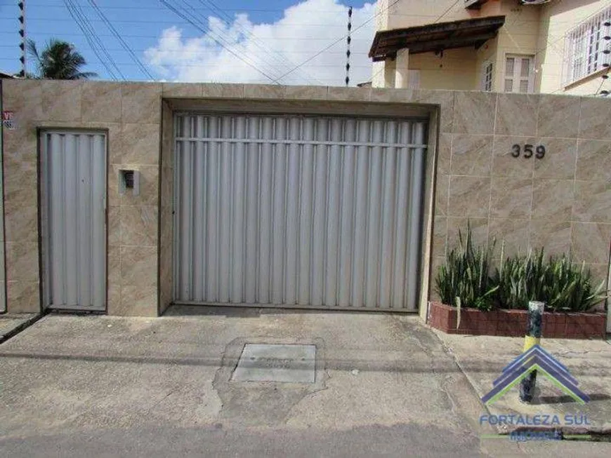 Foto 1 de Casa de Condomínio com 2 Quartos à venda, 80m² em Castelão, Fortaleza