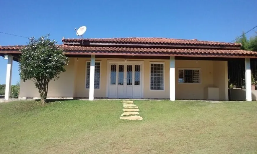 Foto 1 de Fazenda/Sítio com 3 Quartos à venda, 1540m² em Maracanã, Jarinu